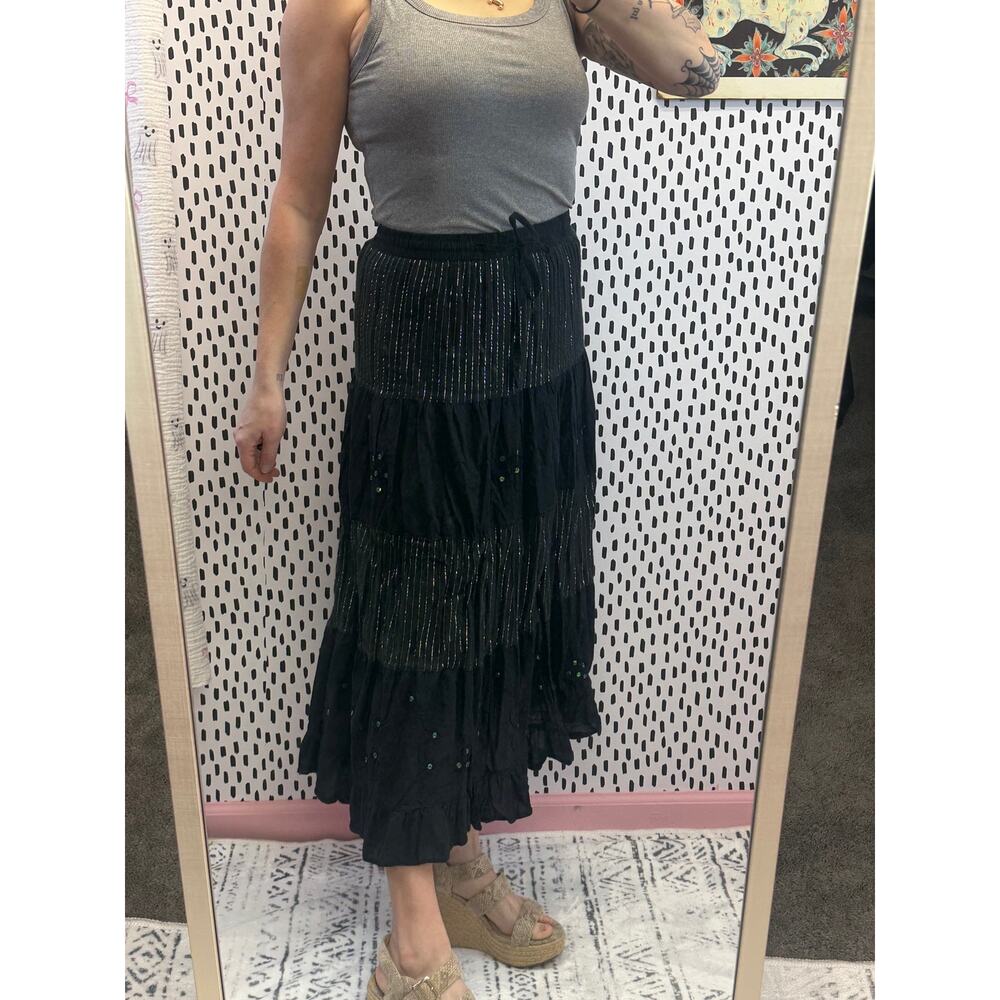 Kommotion NY Sz Medium black ankle Length A-Line Skirt w/ Sequins & Embroidery